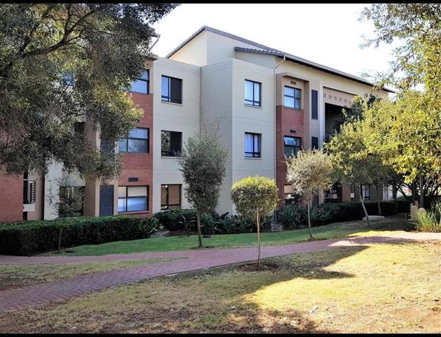 2 BEDROOM PROPERTY TO RENT IN JACKAL CREEK GOLF ESTATE